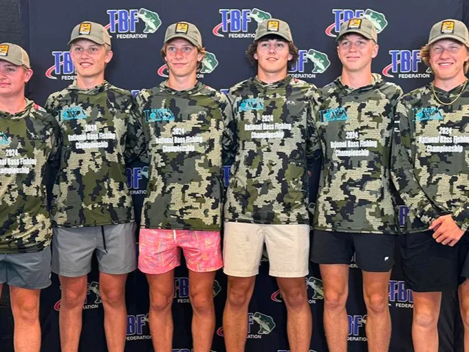 Student anglers club in Iowa 